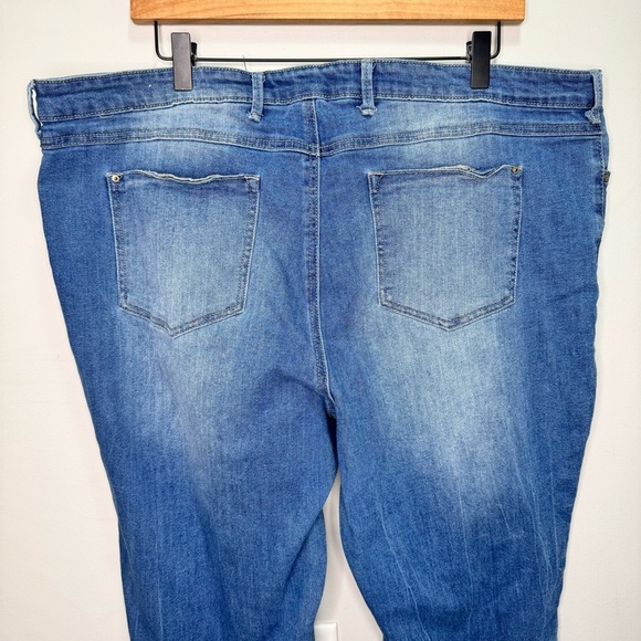 Reitman's Blue Distressed Skinny Jeans Size 22 - Picture 5 of 13